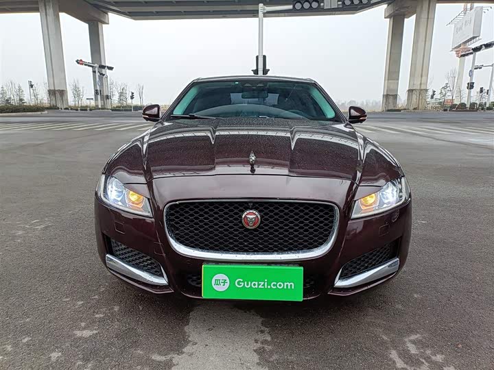 Jaguar XFL 2018 XFL 2.0 T 200 PS — фото 3