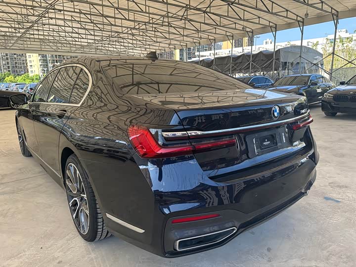 BMW 7-Series 2019 740 Li Leading M — фото 8