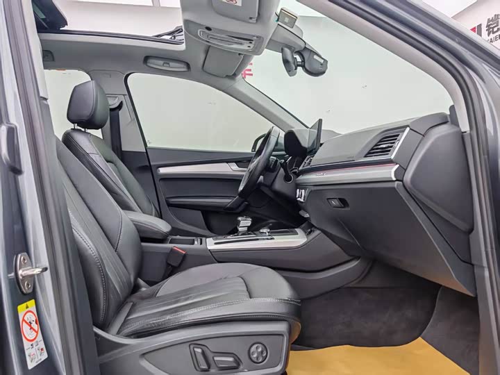 Audi Q5L 2020 45 TFSI Sport — фото 16