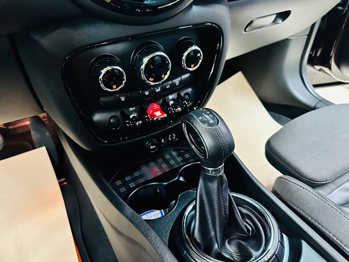 MINI Clubman — фото 36