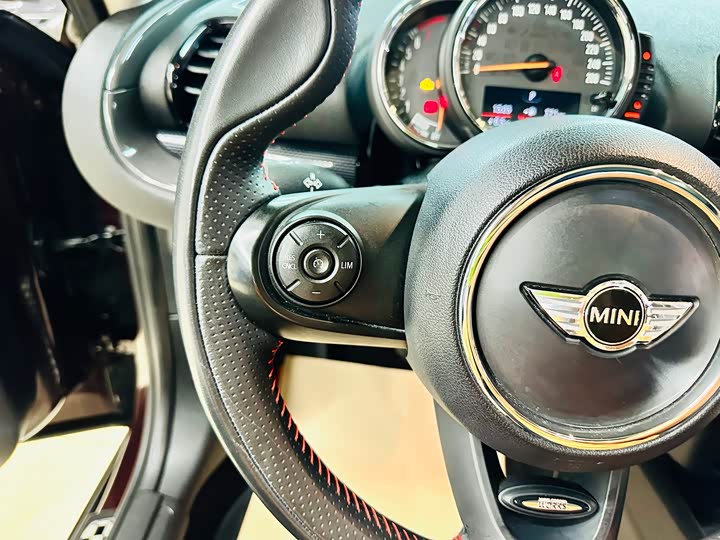 MINI Clubman — фото 42