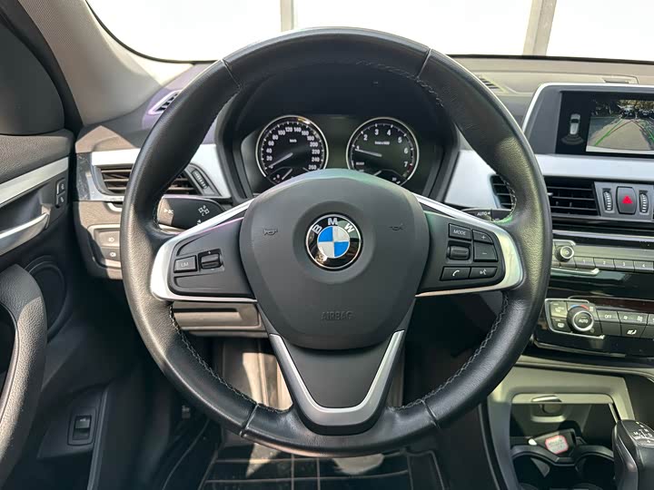 BMW X1 2019 s Drive 18 Li — фото 15