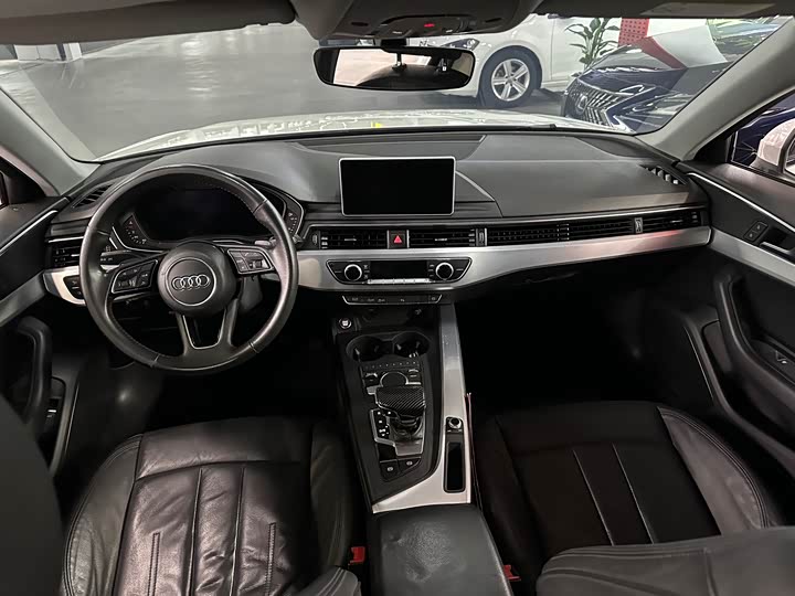 Audi A4L 2018 30 40 TFSI — фото 13