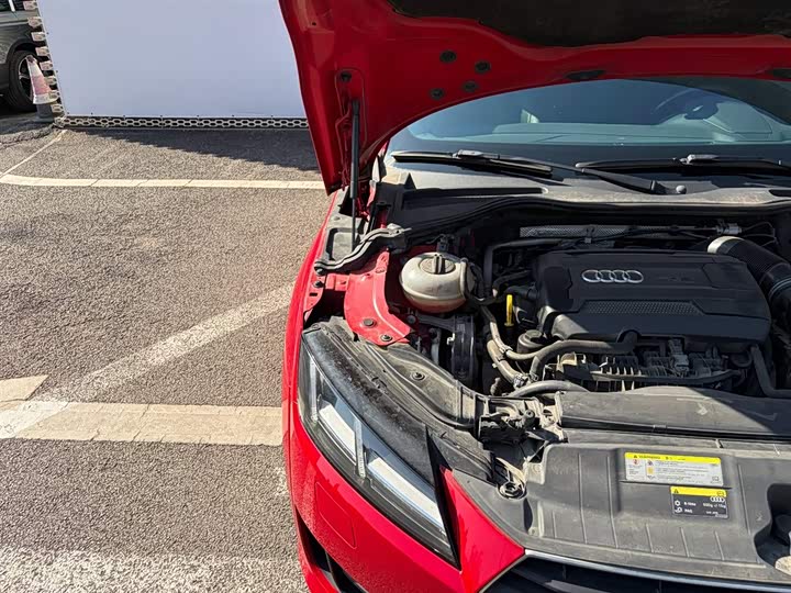 Audi TT 2015 TT Coupe 45 TFSI — фото 12