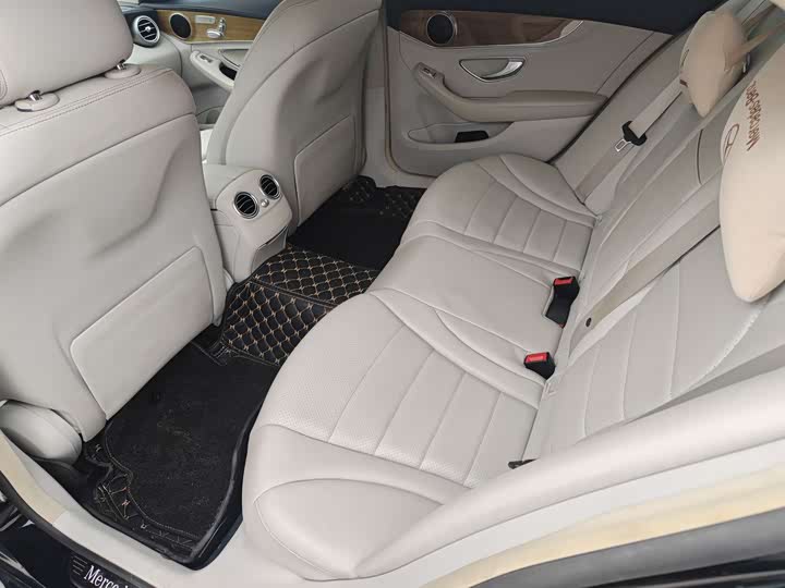 Mercedes-Benz C-Class 2015 C 200 L — фото 15