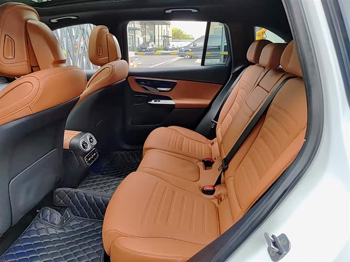 Mercedes-Benz GLC 2024 GLC 300 L 4 MATIC 5 — фото 7