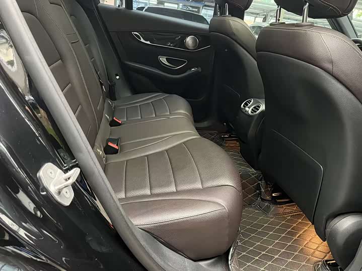 Mercedes-Benz GLC 2017 GLC 260 4 MATIC Luxury — фото 16