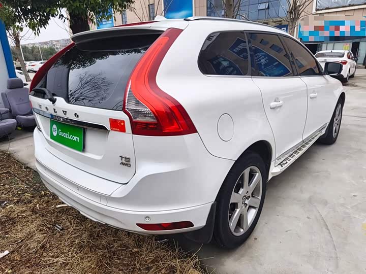 Volvo XC60 2015 T 5 AWD — фото 5