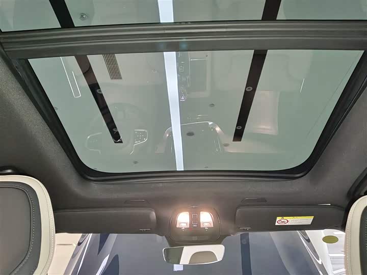 Volvo XC90 Hybrid 2025 T 8 7 — фото 18
