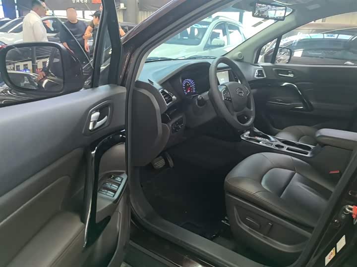 Trumpchi GS4 2017 235 T AT 2 WD — фото 16