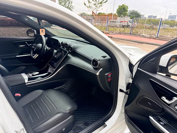 Mercedes-Benz C-Class 2022 C 200 L — фото 11