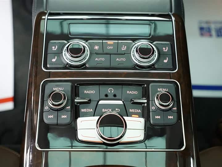 Audi A8 2017 A 8 L 50 TFSI quattro Premium — фото 25