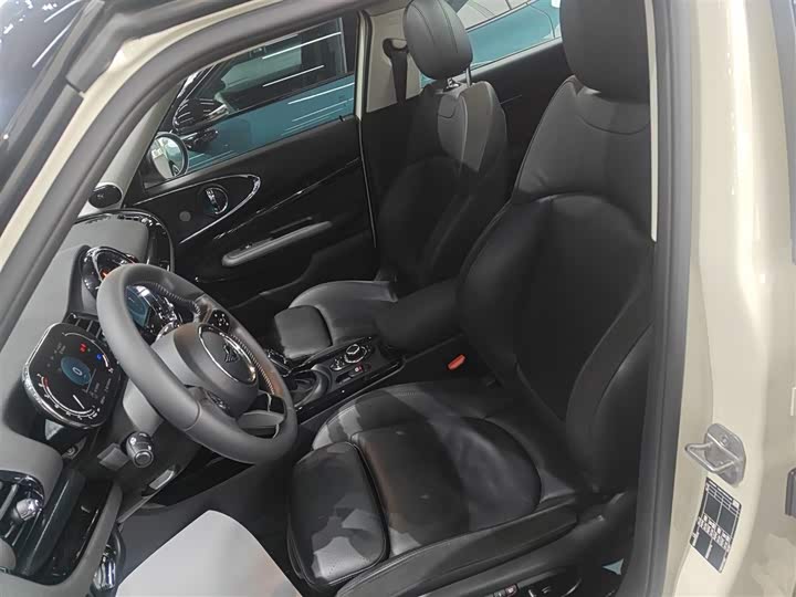MINI Clubman — фото 15