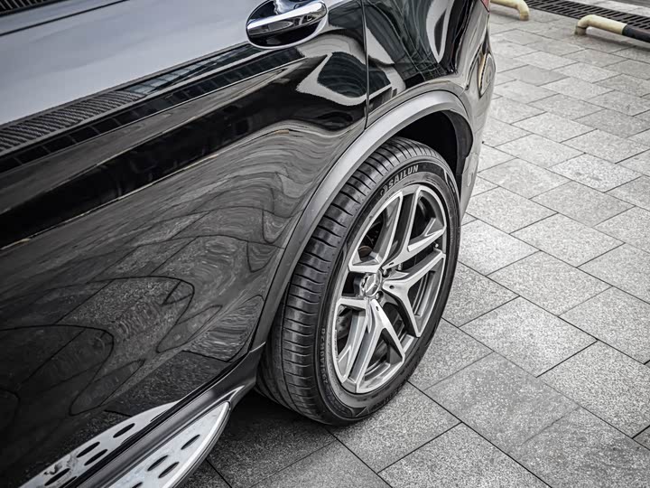 Mercedes-Benz GLC 2018 AMG GLC 63 4 MATIC+ — фото 8