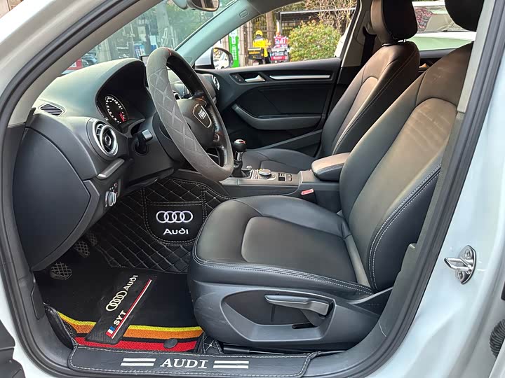Audi A3 2015 Limousine 35 TFSI MT — фото 12