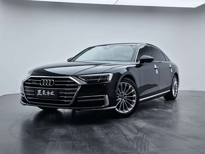 Audi A8 2019 Plus A 8 L 50 TFSI quattro Comfort — фото 1