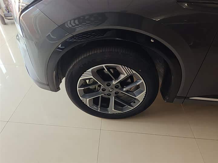 Changan CS75 PLUS 2025 1.5 T — фото 25