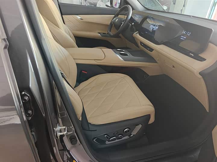 Changan CS75 PLUS 2025 1.5 T — фото 20