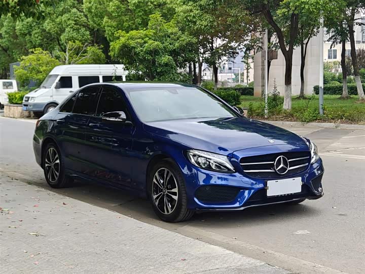 Mercedes-Benz C-Class C 200 спорт — фото 4