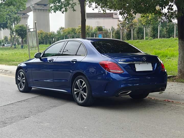 Mercedes-Benz C-Class C 200 спорт — фото 6