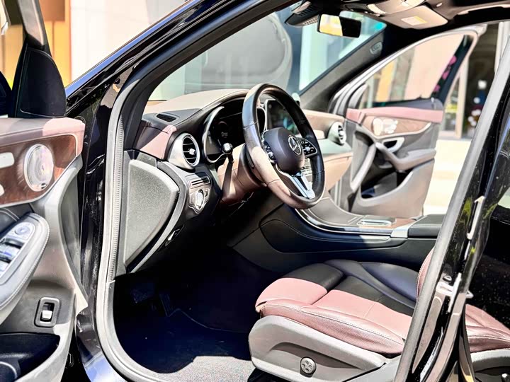 Mercedes-Benz GLC 260 L 4MATIC люкс — фото 7