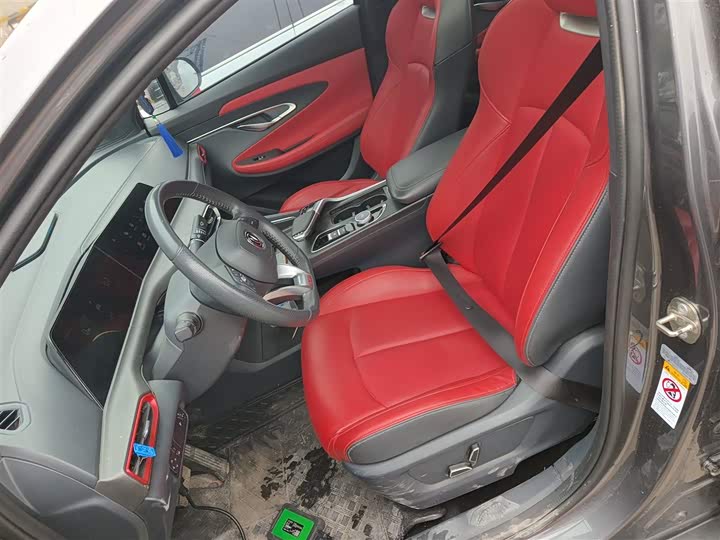 Changan UNI-T 2020 1.5 T Premium — фото 10
