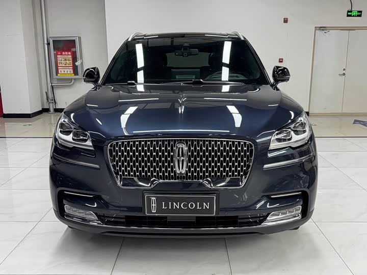 Lincoln Aviator — фото 2