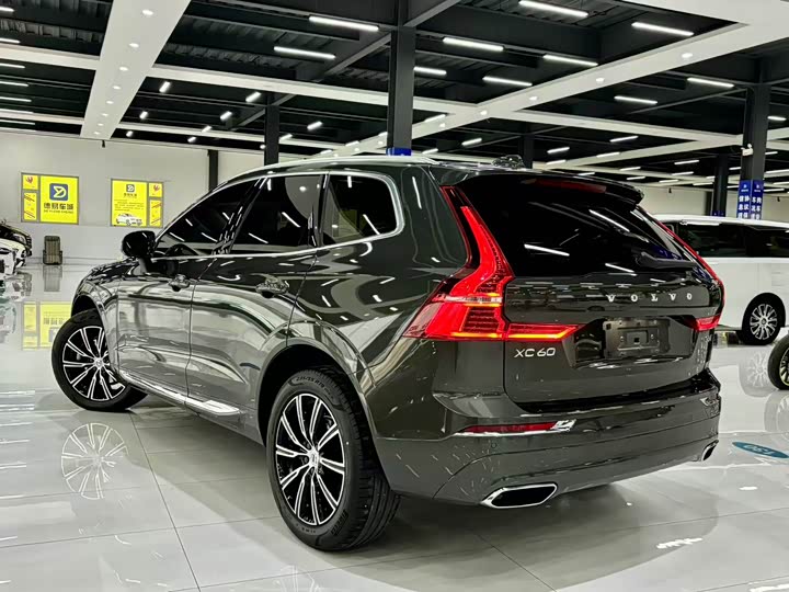 Volvo XC60 2021 T 5 4 WD — фото 7