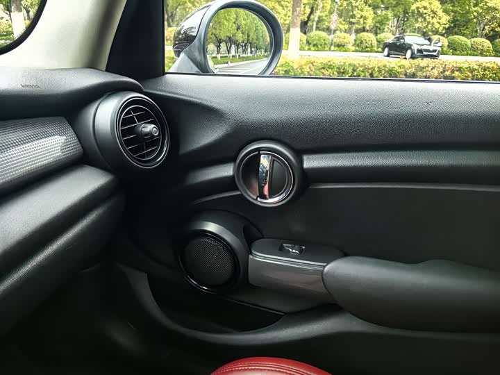 MINI Hatch — фото 19