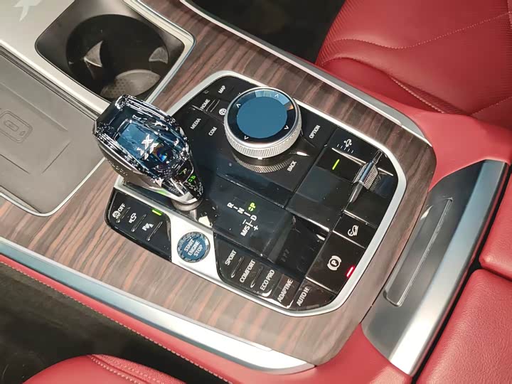 BMW X5 2022 x Drive 40 Li M — фото 11