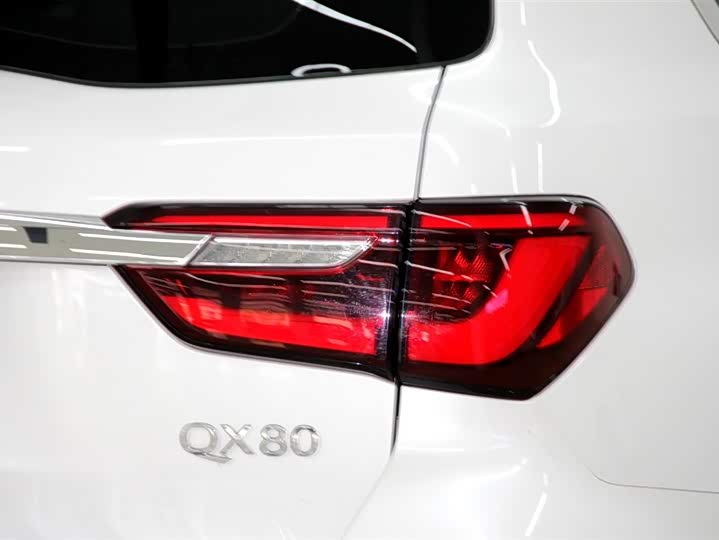 Infiniti QX80 2019 5.6 L Pro — фото 30