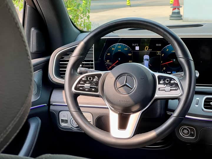Mercedes-Benz GLS 2022 GLS 450 4 MATIC Luxury — фото 21