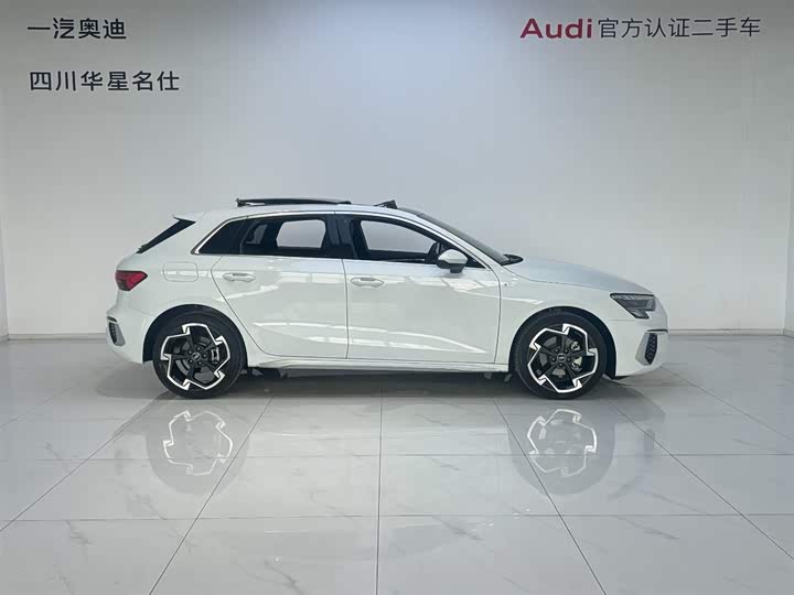 Audi A3 2023 Sportback 35 TFSI Sport — фото 3
