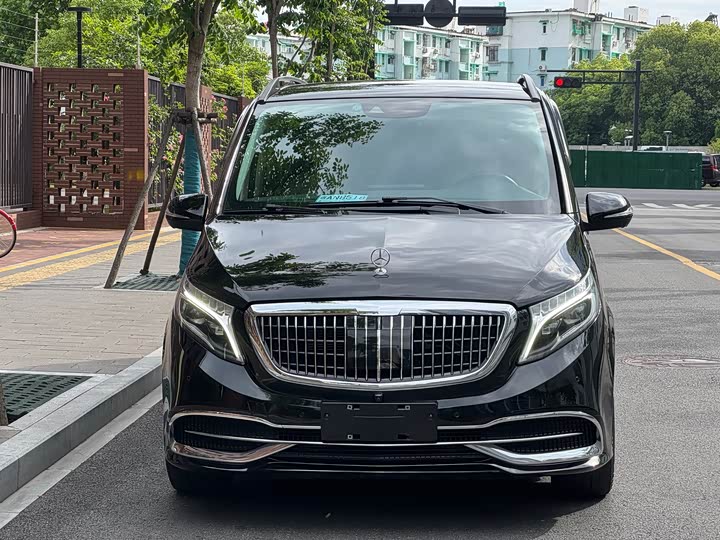 Mercedes-Benz V-Class 2020 V 260 — фото 2