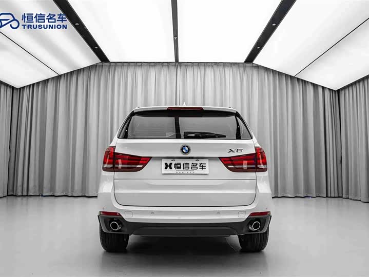 BMW X5 2015 x Drive 28i — фото 6