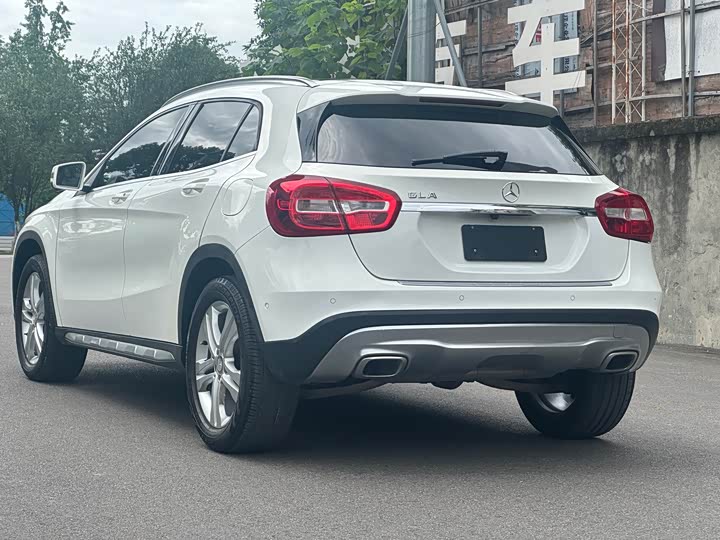 Mercedes-Benz GLA 2016 GLA 200 — фото 9