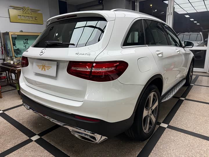 Mercedes-Benz GLC 2016 GLC 300 4 MATIC — фото 5