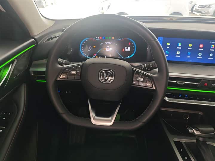Changan CS35 PLUS 2021 NE 1.4 T DCTLuxury — фото 11