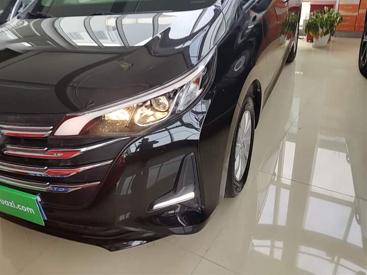 Trumpchi M6 2021 270 T DCT ( ) — фото 24
