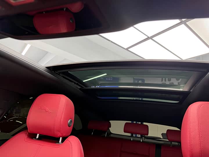 Jaguar F-PACE 2024 P 250 R-Dynamic SE — фото 14