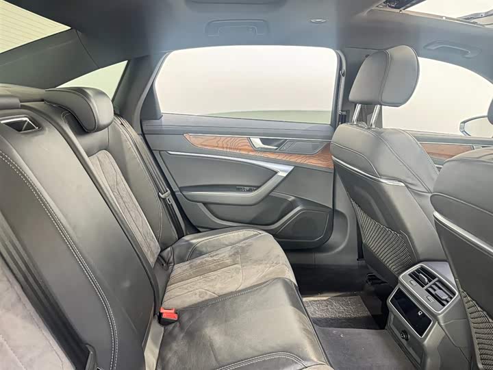 Audi A6L 2021 45 TFSI — фото 8