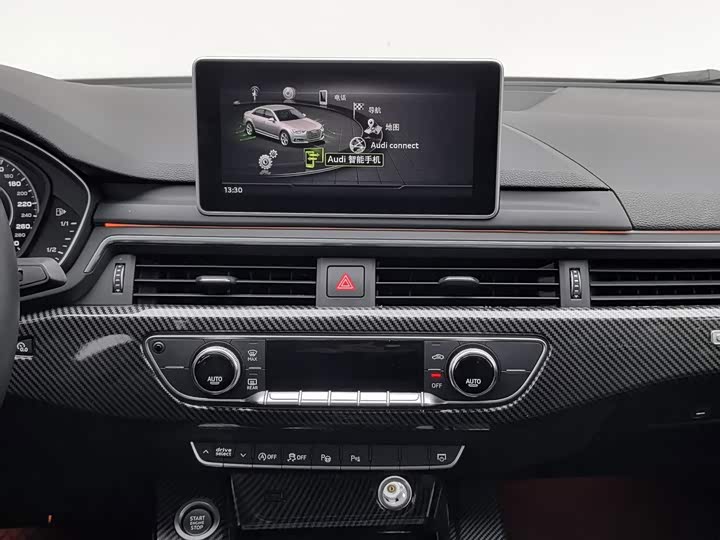 Audi A4L 40 TFSI стиль V — фото 12