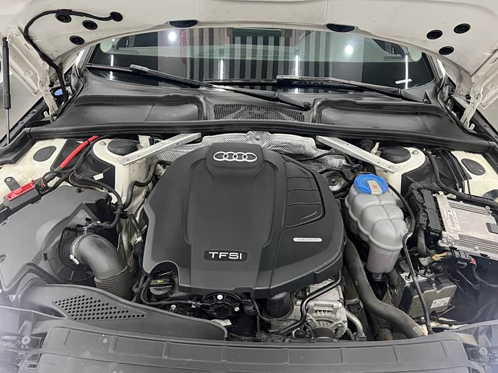 Audi A4L 2019 40 TFSI V — фото 19