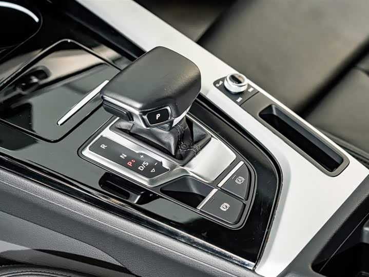 Audi A5 2023 Sportback 40 TFSI quattro — фото 12