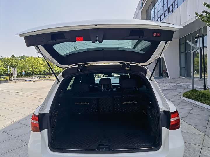 Mercedes-Benz GLC 2019 GLC 300 L 4 MATIC — фото 16