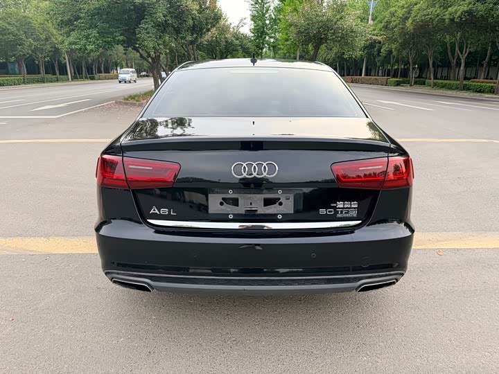 Audi A6L 30 45 TFSI quattro спорт — фото 9