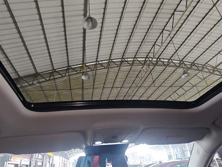 Hongqi HS5 2023 2.0 T Pro — фото 18