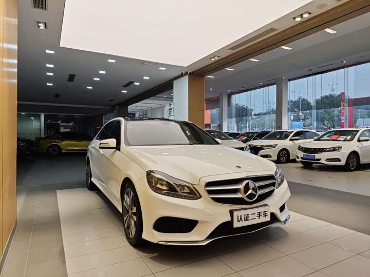 Mercedes-Benz E-Class 2015 E 200 L Sport — фото 4