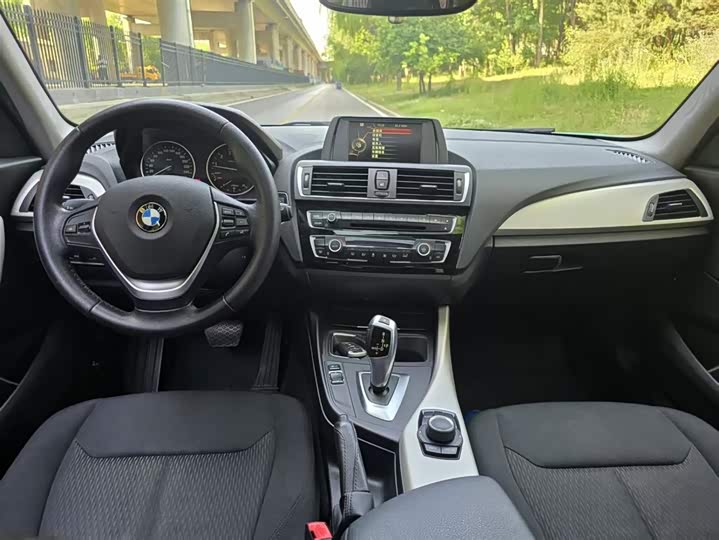 BMW 1 Series — фото 11