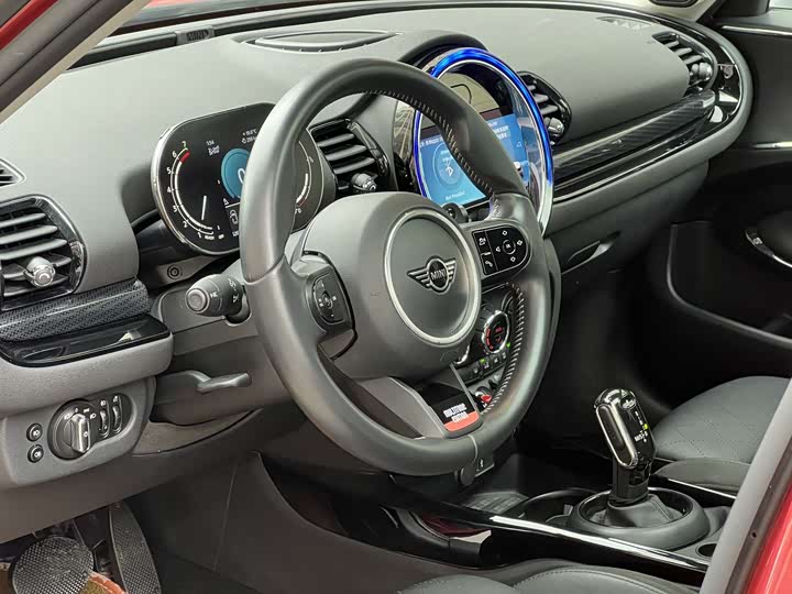 MINI Clubman — фото 9